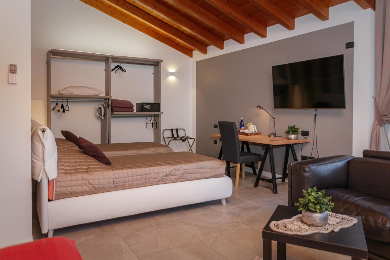 Bed and Breakfast Casa Ananda à Ferno Extérieur photo