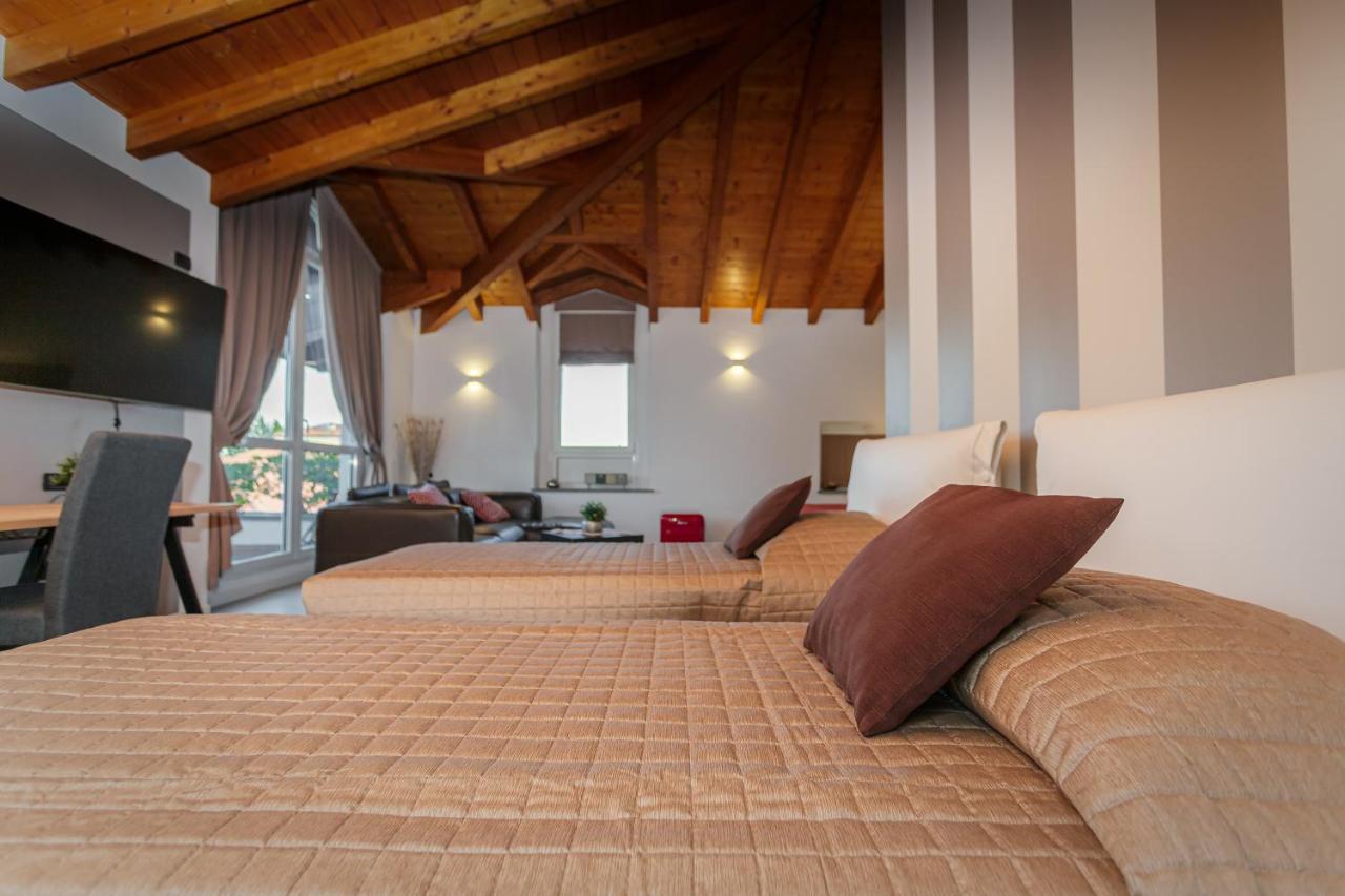 Bed and Breakfast Casa Ananda à Ferno Extérieur photo